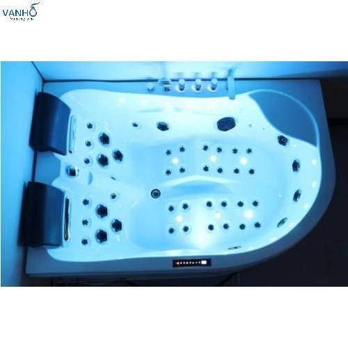 EB-1812 CORNER BATHTUBS