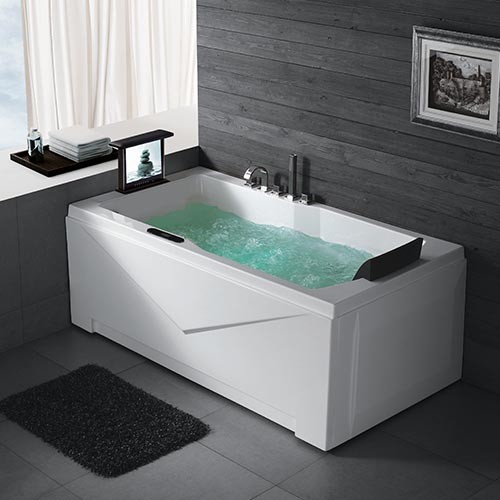 BC-668B  TV BATHTUB bluetooth bathtub   massage bathtub    - 副本